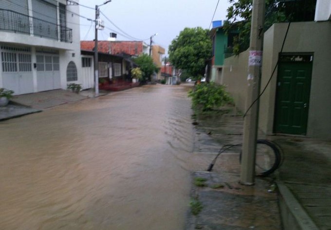 Deslizamientos y fuertes lluvias en Melgar