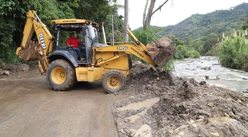 Cierre parcial en la vía de acceso al cañón del Combeima