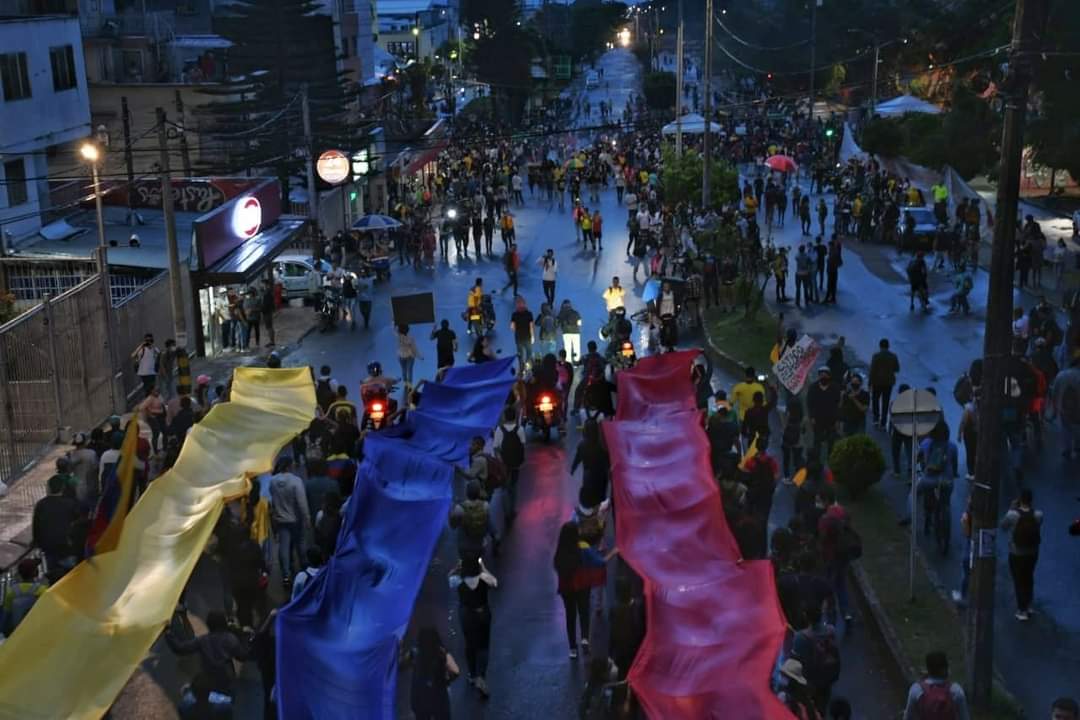 Fiscalía acusó a tres policías por asesinar a manifestantes en medio del paro nacional