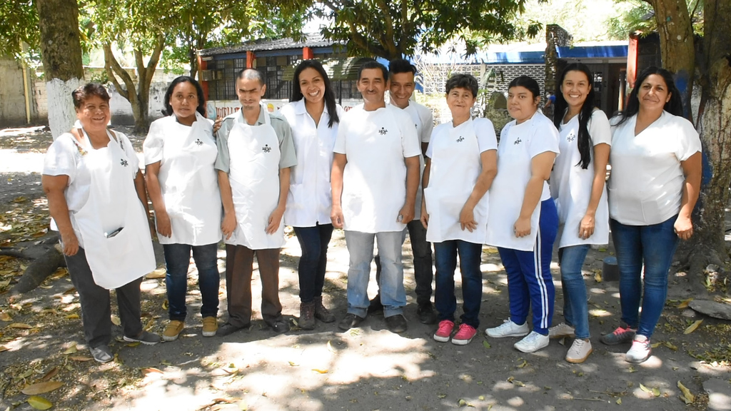 Grupo de discapacitados conquista el paladar de los hondanos