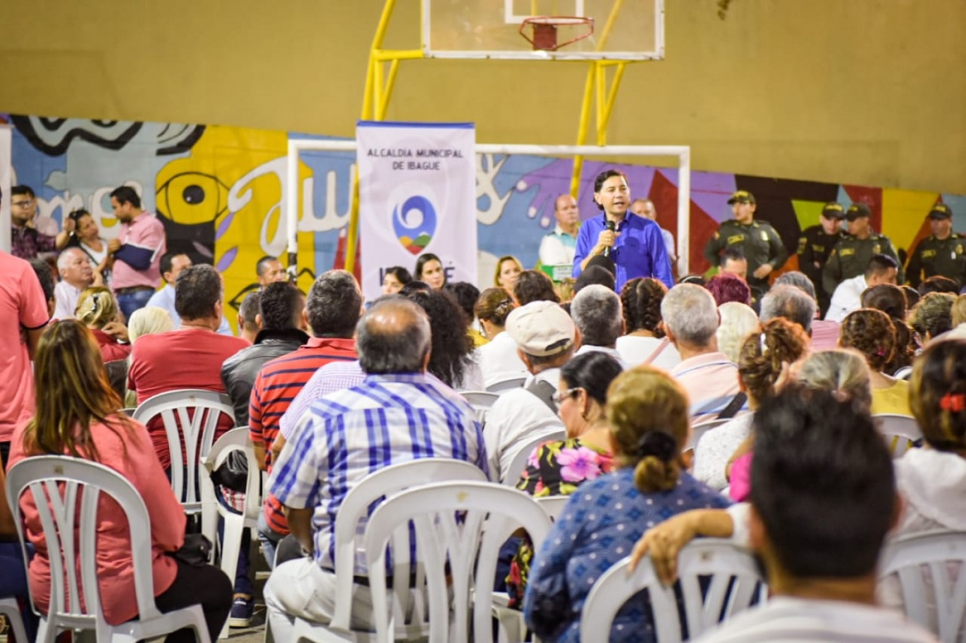 Alcalde Hurtado abre convocatoria para empleo de profesionales de la salud