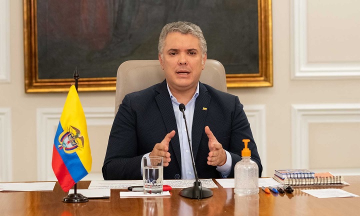 "Tenemos que aprender a convivir con el virus": Presidente Duque