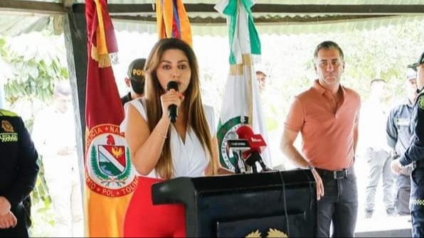 Gobernadora del Tolima respeta suspensión de cese del fuego con disidencias de las Farc