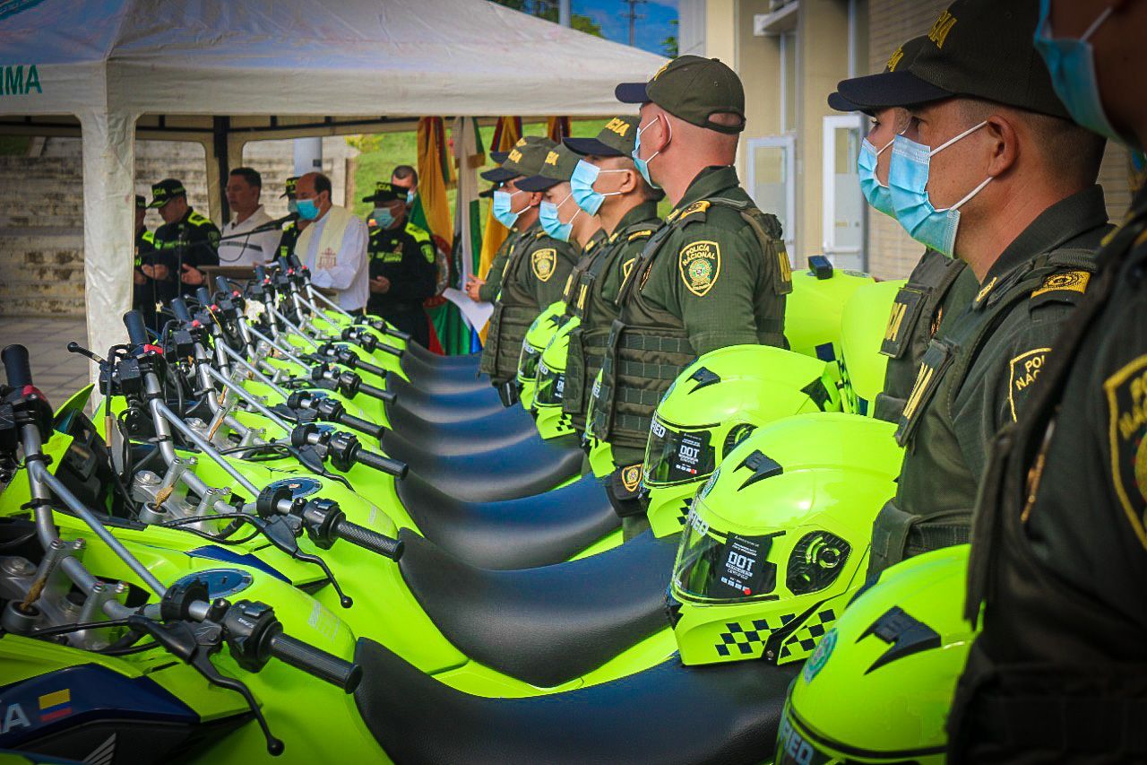 Gobernación entregó motocicletas a la Policía Tolima y Metropolitana de Ibagué