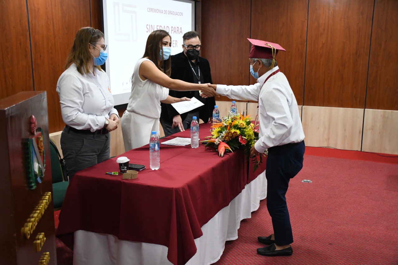 Loteros de Ibagué, ejemplo Nacional de que no hay edad para aprender