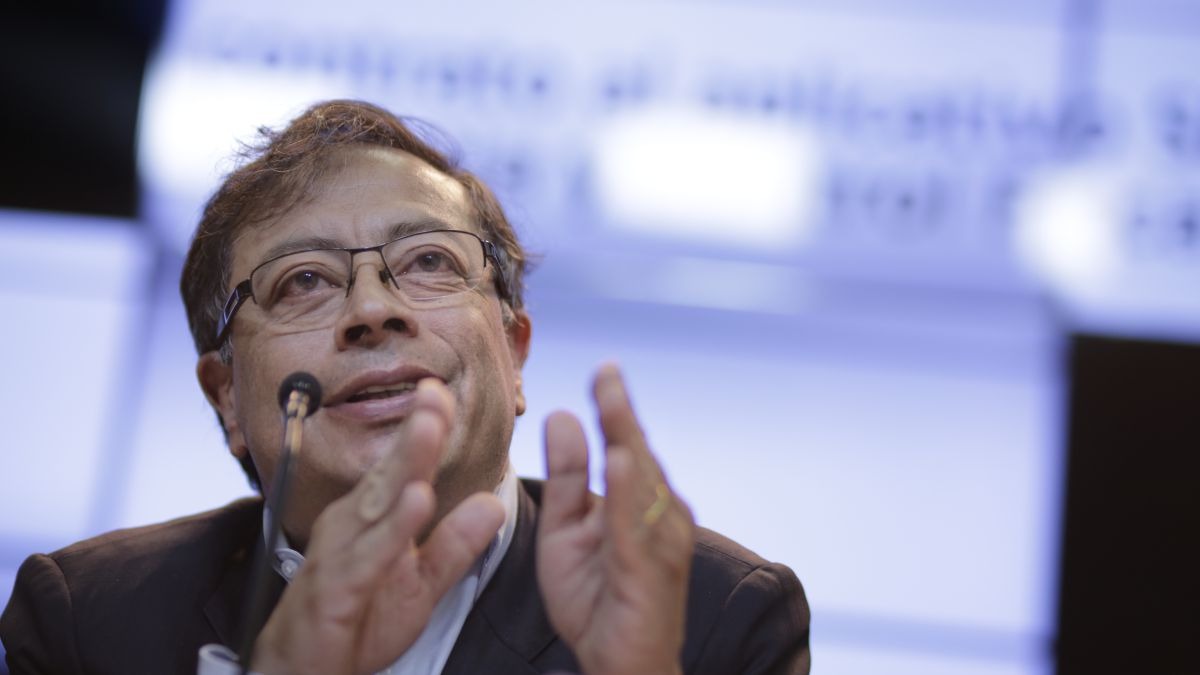 Petro gana en todos los escenarios en reciente gran encuesta