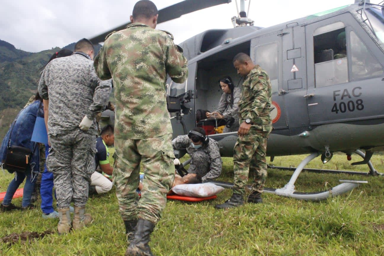 Herido con arma de fuego en el sur del Tolima fue trasladado por vía aérea