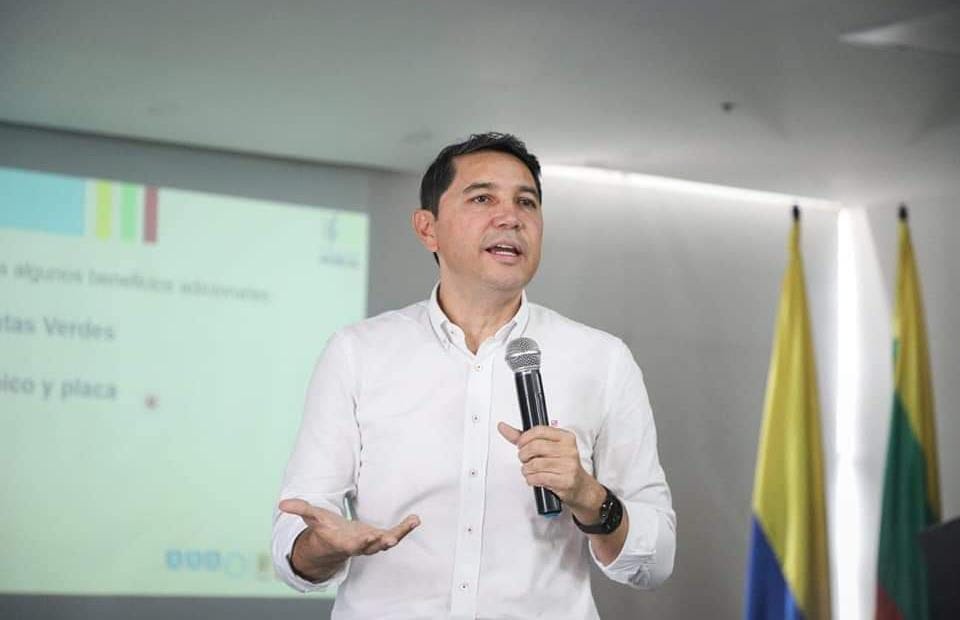 Hurtado anuncia estudios y diseños para el cable aéreo de Ibagué