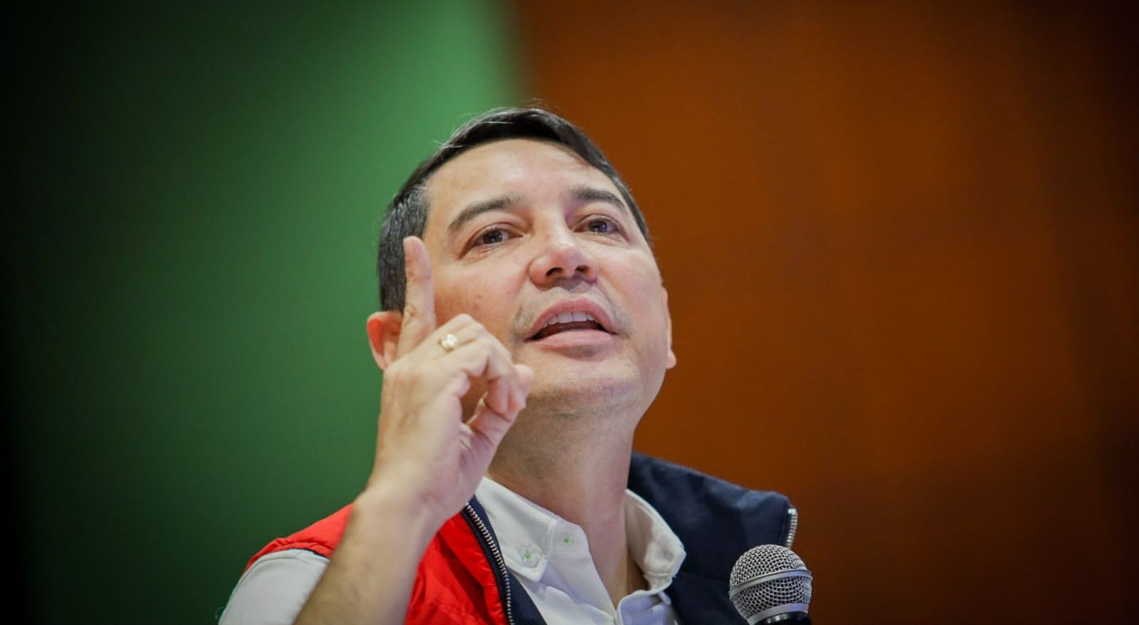 Hurtado anunció que el cable aéreo de Ibagué costaría hasta $100.000 millones
