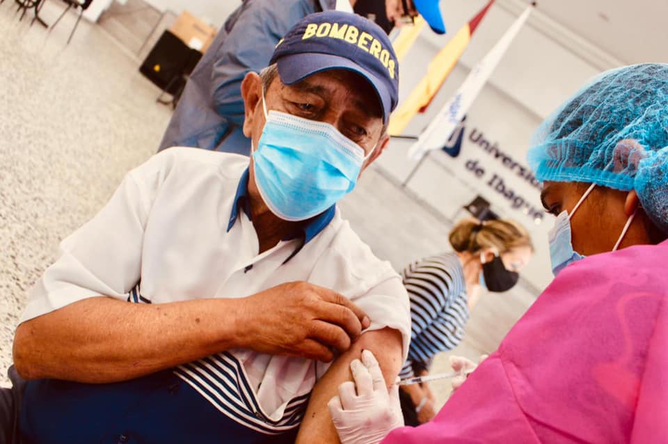 Ibagué inicia aplicación de tercera dosis de vacunas contra el covid-19 para mayores de 70 años