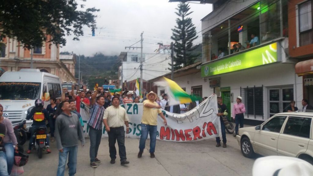 Aplastante derrota para AngloGold Ashati en el Tolima. ¡Cajamarca dijo NO a la mina!