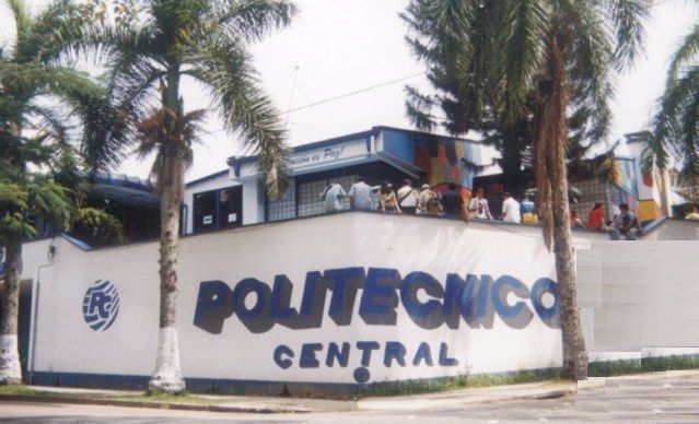 Se cierran las puertas laborales para egresados del Politécnico Central