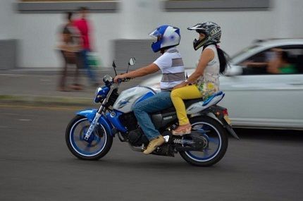 Restricción del 5 al 30 de abril a motocicletas con parrillero en Ibagué