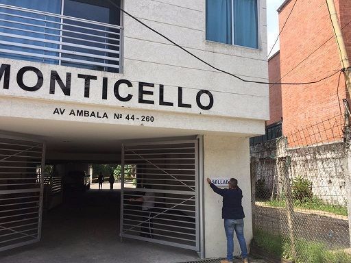 Sellan obra por ejecutar trabajos que no coinciden con las licencias de construcción