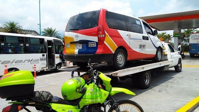 Operativos de inspección a buses en la Terminal de Transportes de Ibagué