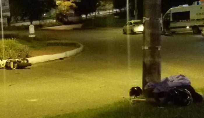 Nueva víctima mortal de imprudencia en moto. Dos jóvenes se accidentaron y uno de ellos murió