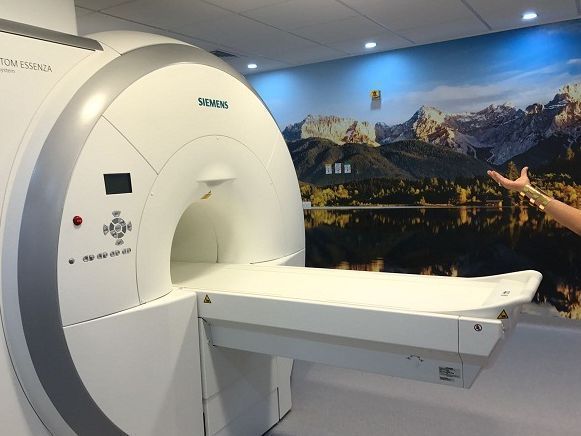Inauguran nueva sede de la Clínica Medicádiz