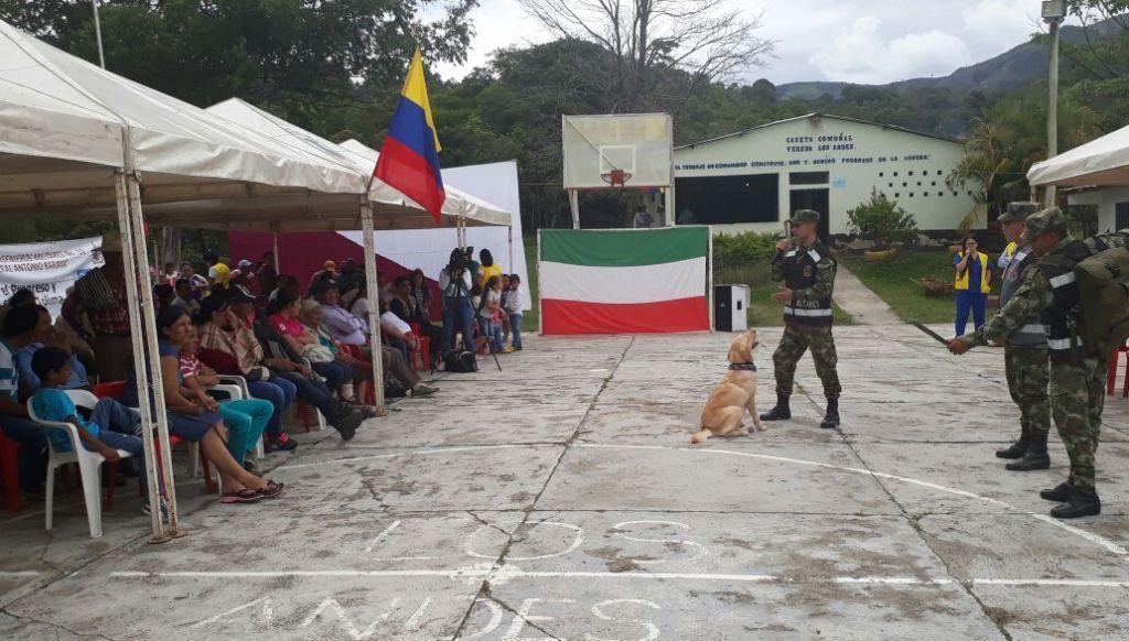 Ejército realizó jornada de salud en la vereda Los Andes, en Planadas
