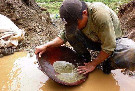 Cajamarca busca establecer áreas de reserva para pequeños mineros con apoyo de Cortolima