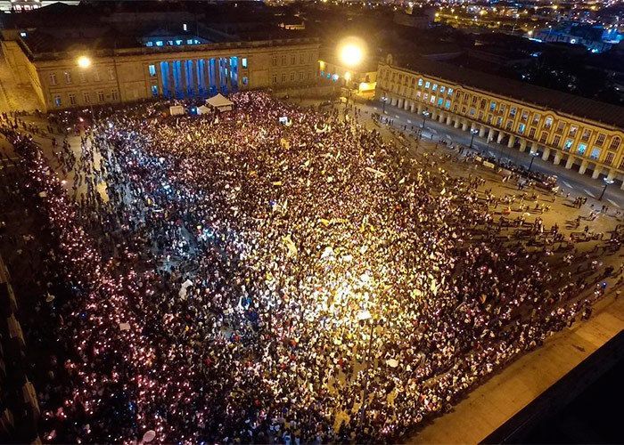 Comienzan a surgir propuestas para desempantanar proceso de paz