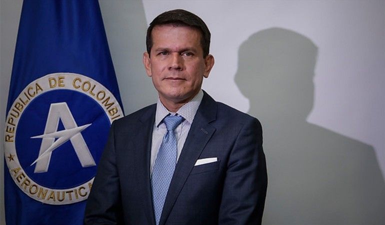 Presidente Santos aceptó la renuncia de Alfredo Bocanegra como director de la Aerocivil