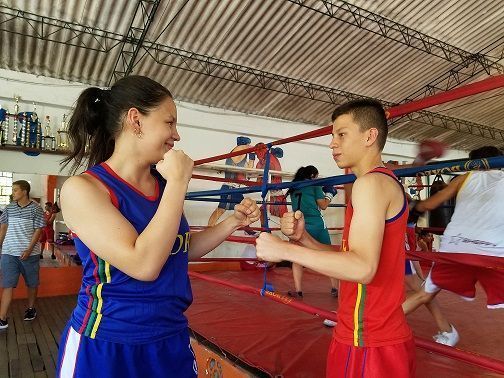 Los únicos golpes que valen la pena son los del boxeo