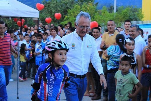 Jaramillo inauguró obras de infraestructura por más de mil millones en cuatro barrios de Ibagué