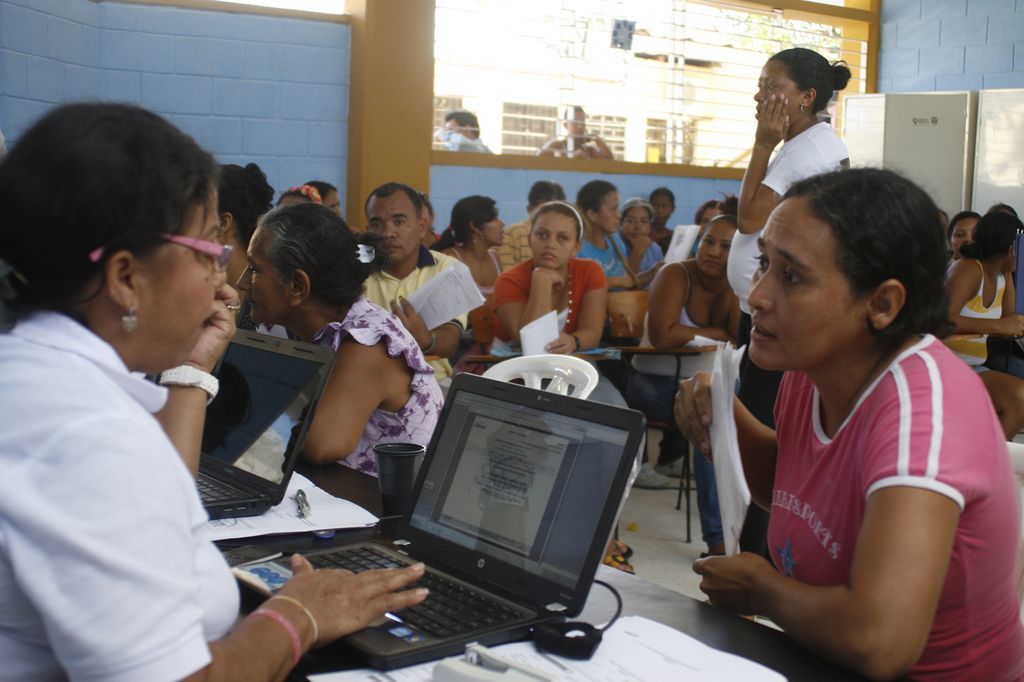 En el Tolima hay 3.137 personas que ganan más de $3,8 millones y tienen bajo puntaje en el Sisbén