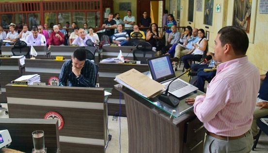 Socializan proyecto Agrópolis ante el Concejo Municipal