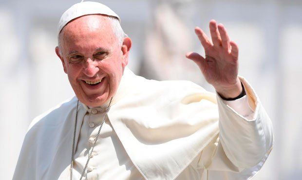 El Papa Francisco da más muestras de humildad