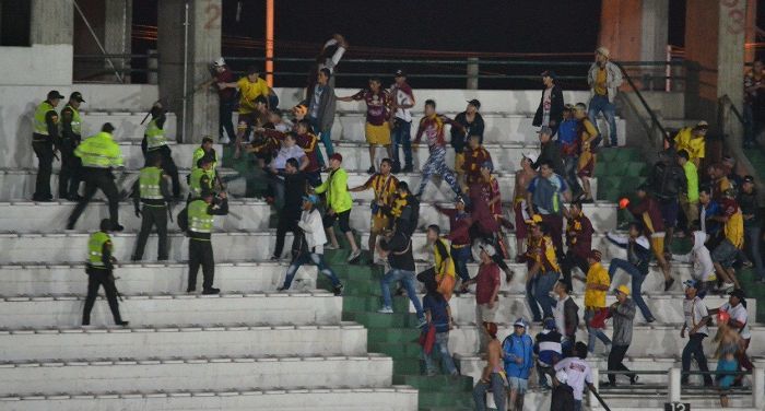 Mas de mil policías durante el partido Deportes Tolima y Santa Fe