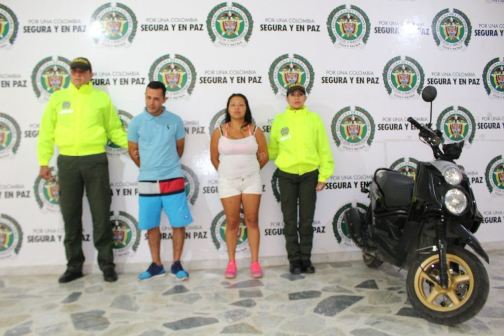 Capturan pareja implicada en caso de hurto a mano armada contra estudiantes