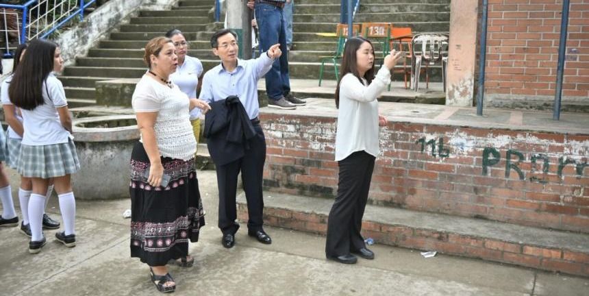 Docentes surcoreanos dictarán clase en 37 colegios de Ibagué
