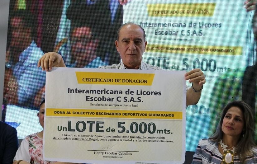 Empresario Henry Escobar donó lote y diseños para los nuevos escenarios deportivos
