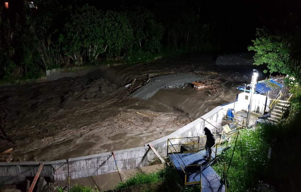 Organismos de socorro atendieron emergencias por lluvias en Cañón del Combeima