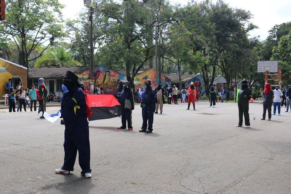 Por presencia de 'encapuchados' ordenan evacuar la Universidad del Tolima