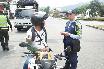 Por realizar maniobras peligrosas han sido inmovilizadas 392 motocicletas en Ibagué
