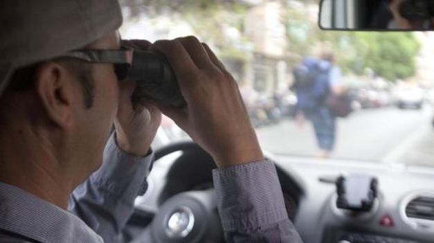 ¿Contrataría usted un investigador para saber si su pareja le es infiel?