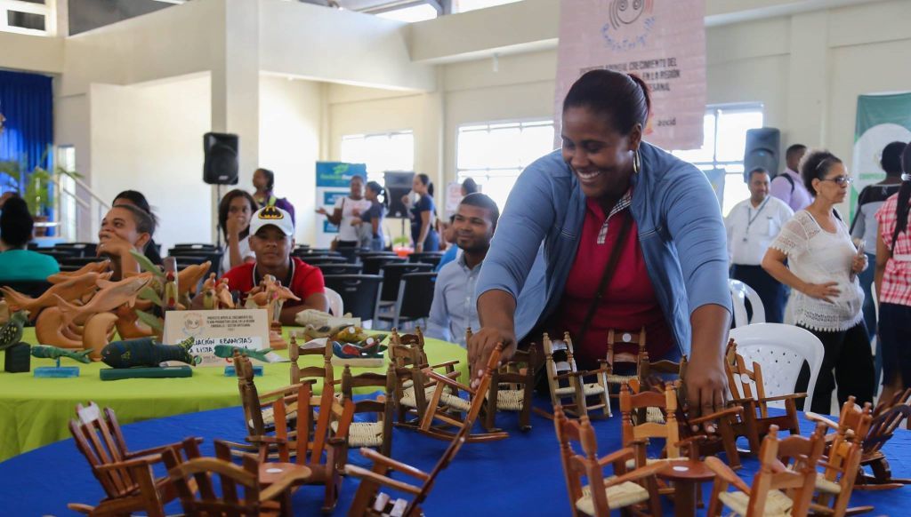 Feria de emprendimiento Una oportunidad lo cambia todo
