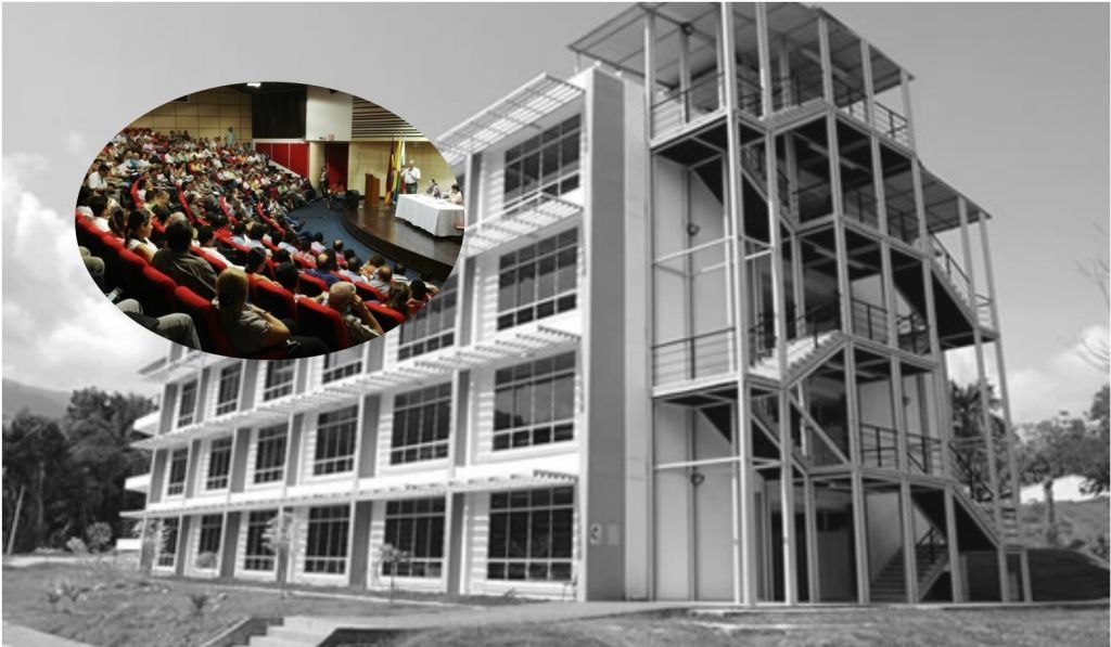 Profesores de la UT en Asamblea permanente