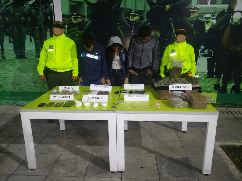 Policia halló gran cantidad de droga y capturó tres personas en la comuna 7