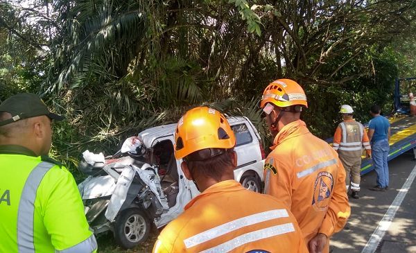 Accidente vial dejó dos personas heridas en la vía Ibagué- Mariquita