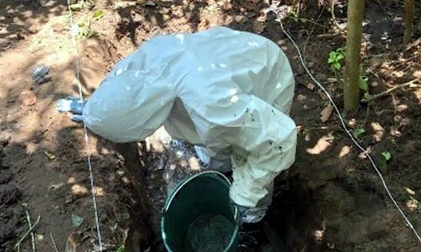 Hallados en fosa común los cuerpos de una madre y su hijo en zona rural de Herveo