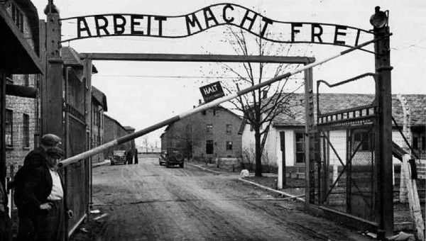 Pedagogía y regulación social (Vigencia de Auschwitz)