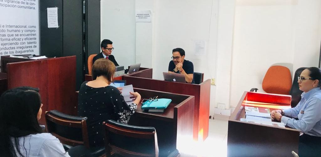 Multa de seis meses de salario a ex secretaria jurídica de la Alcaldía