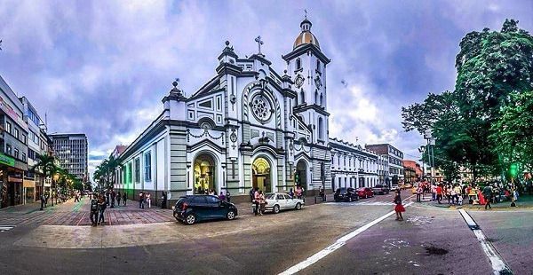 Movilización contra el suicidio este domingo en las afueras de la Catedral