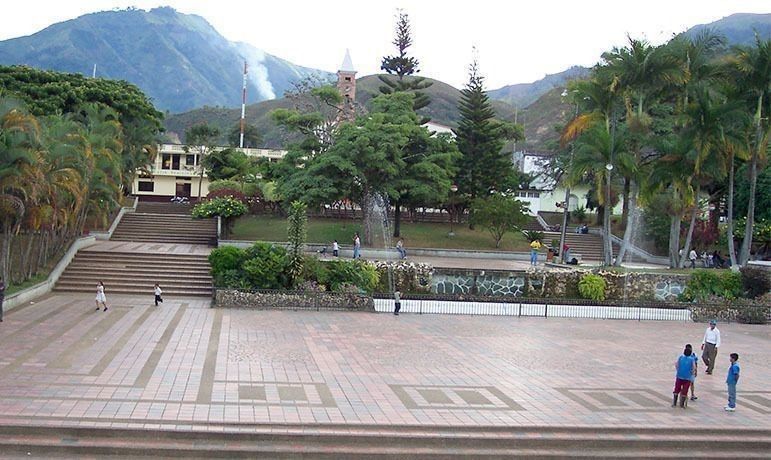 Habitantes de Planadas y Ataco ahora cuentan con consulado cameral