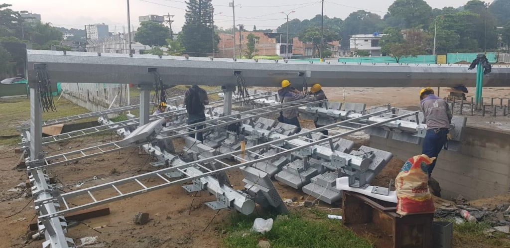 Avanzan obras de los escenarios deportivos