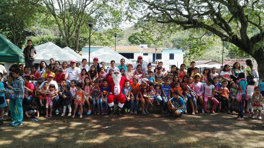 Infibagué, entregó 500 regalos a los niños de la zona rural