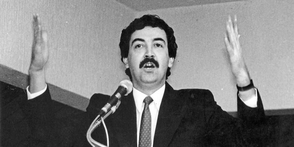 "Aún es fértil el vientre que engendró lo inmundo"